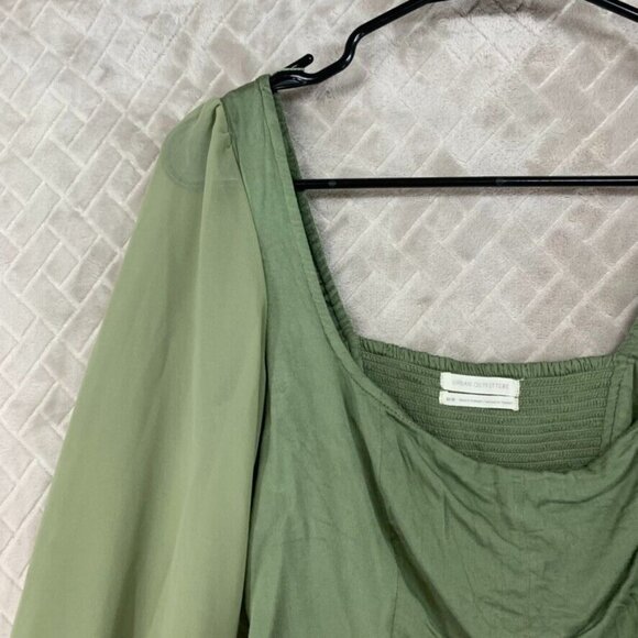 Urban Outfitters Womans Medium Crop Top Green Long Sheer Sleeve Smocked Back - Picture 4 of 16